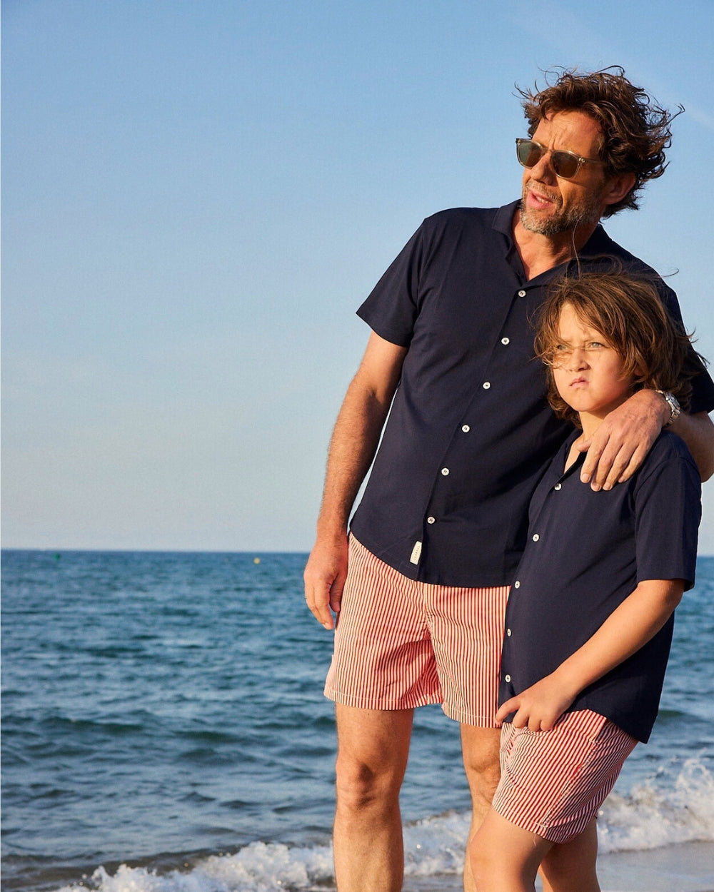 Camisa Corta UV Niño Marina Azul Marino